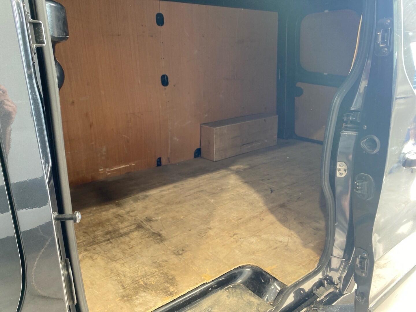 Used Renault Trafic 2023 for sale - 77970577: Photo 17