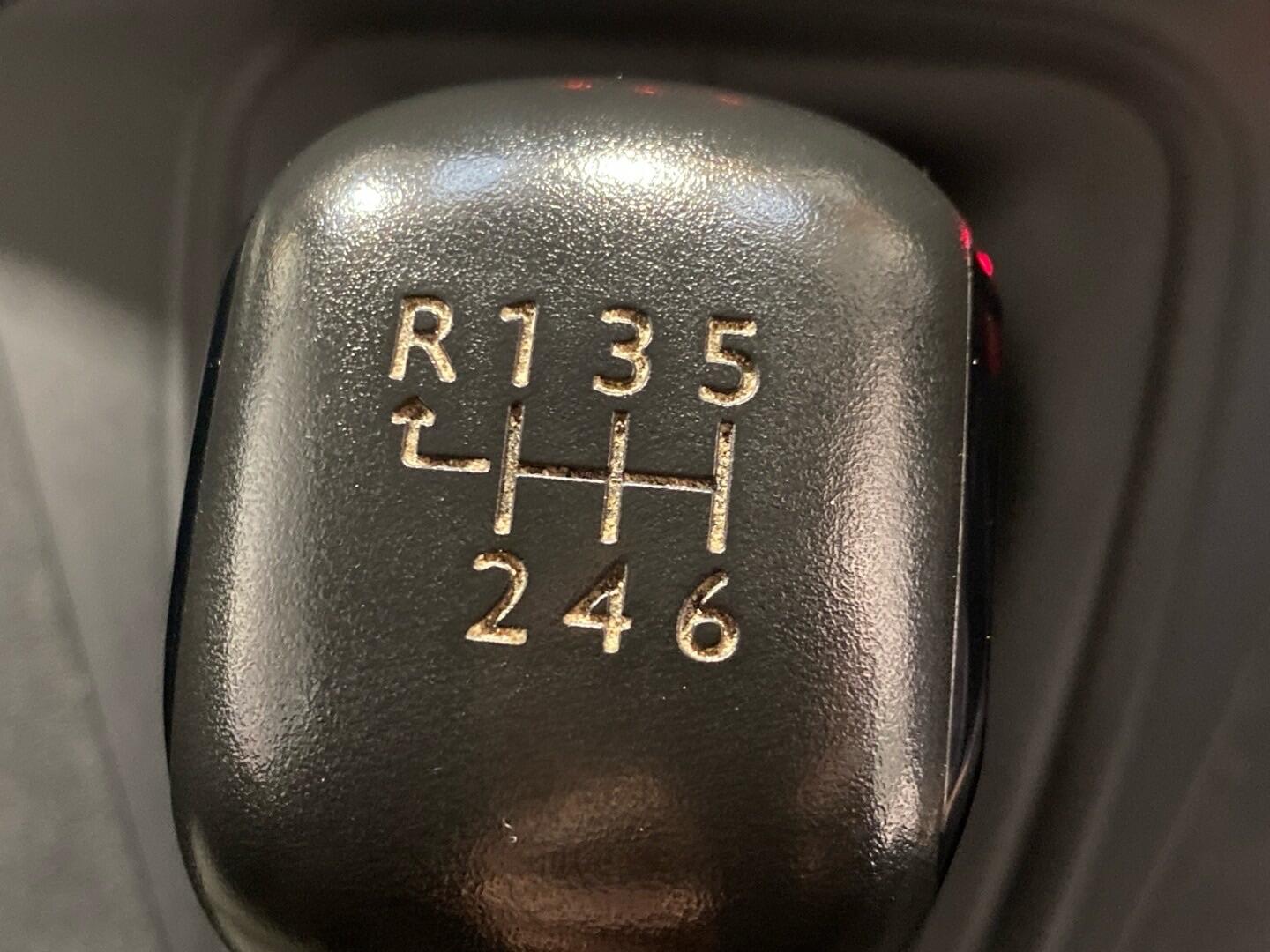 Used Peugeot Partner 2019 for sale - 77586891: Photo 12