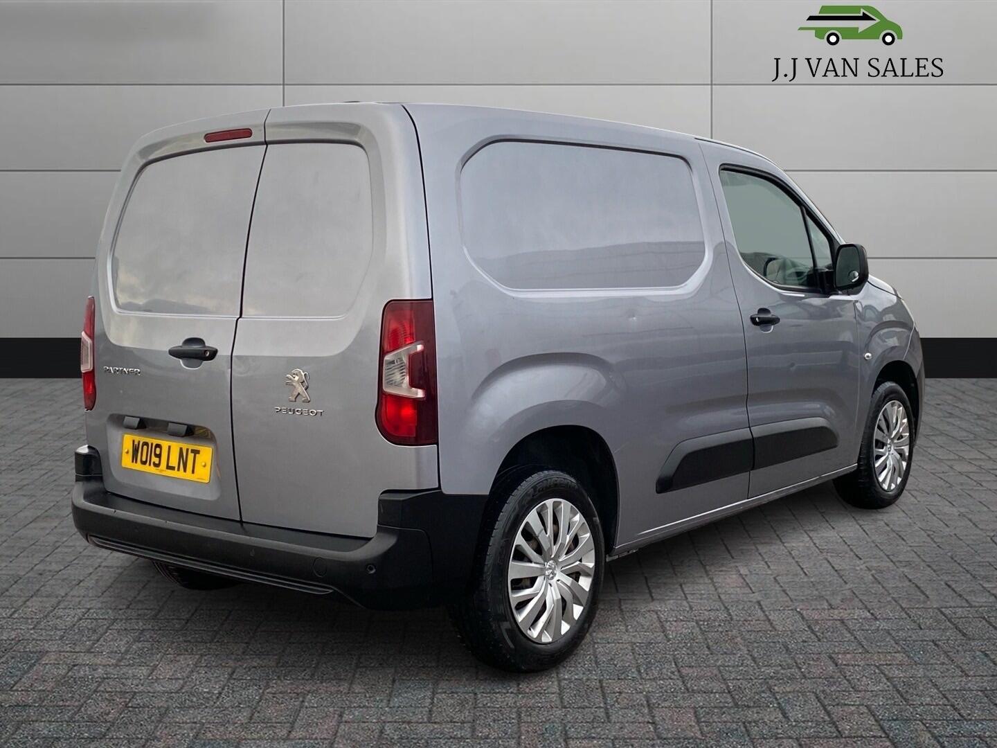 Used Peugeot Partner 2019 for sale - 77586891: Photo 8