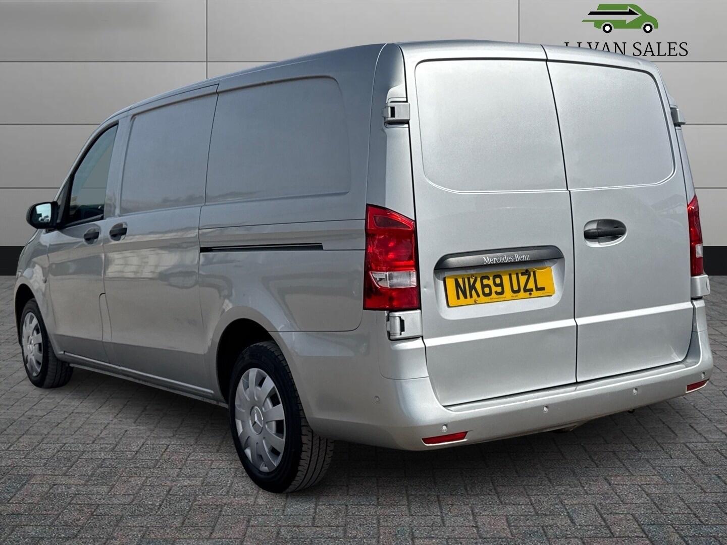 Used Mercedes-Benz Vito 2019 for sale - 77970443: Photo 5