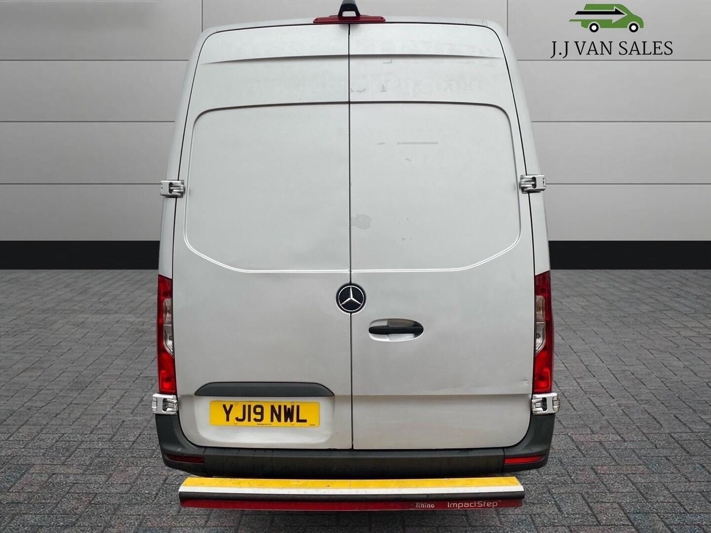 Used Mercedes-Benz Sprinter for sale - 77215677: Photo 11