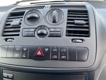 Used Mercedes-Benz Vito 2012 for sale - 76995712: Photo