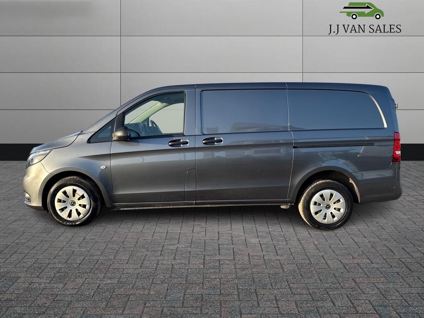 Used Mercedes-Benz Vito 2022 for sale - 77838621: Photo 4