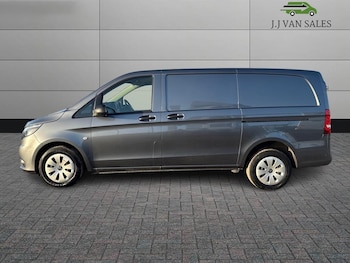 Used Mercedes-Benz Vito 2022 for sale - 77838621: Photo