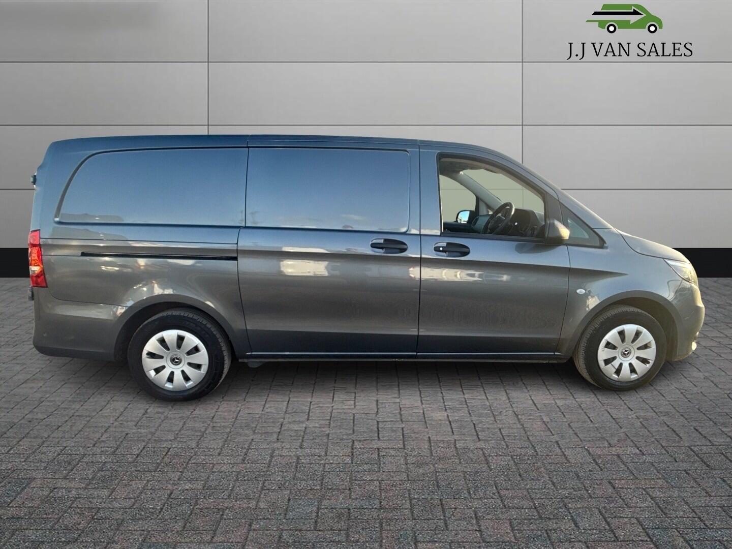 Used Mercedes-Benz Vito 2022 for sale - 77838621: Photo 7