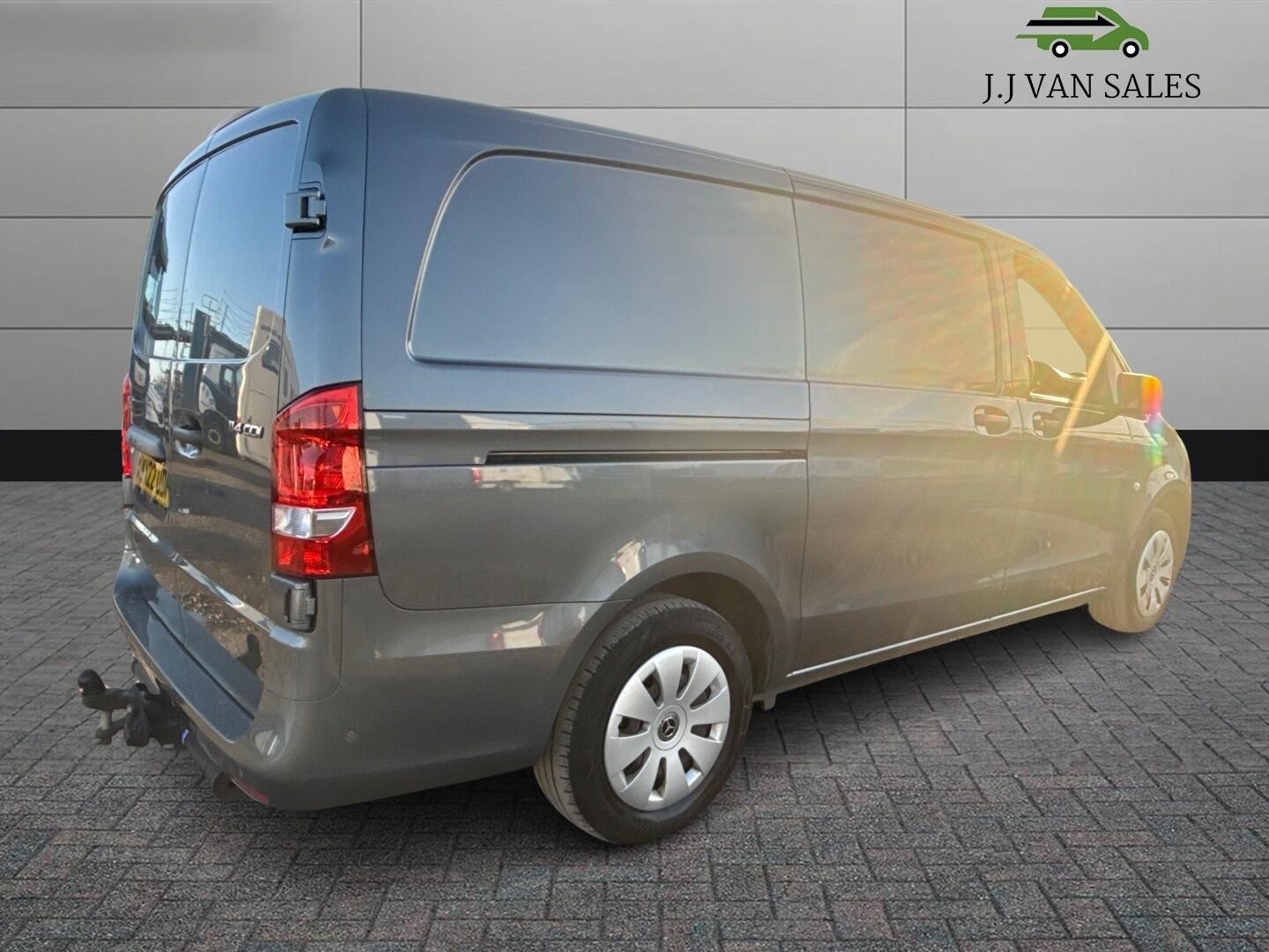 Used Mercedes-Benz Vito 2022 for sale - 77838621: Photo 8