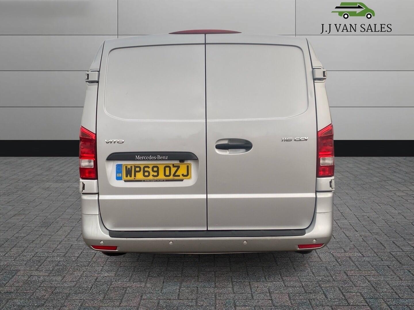 Used Mercedes-Benz Vito 2019 for sale - 76913911: Photo 11