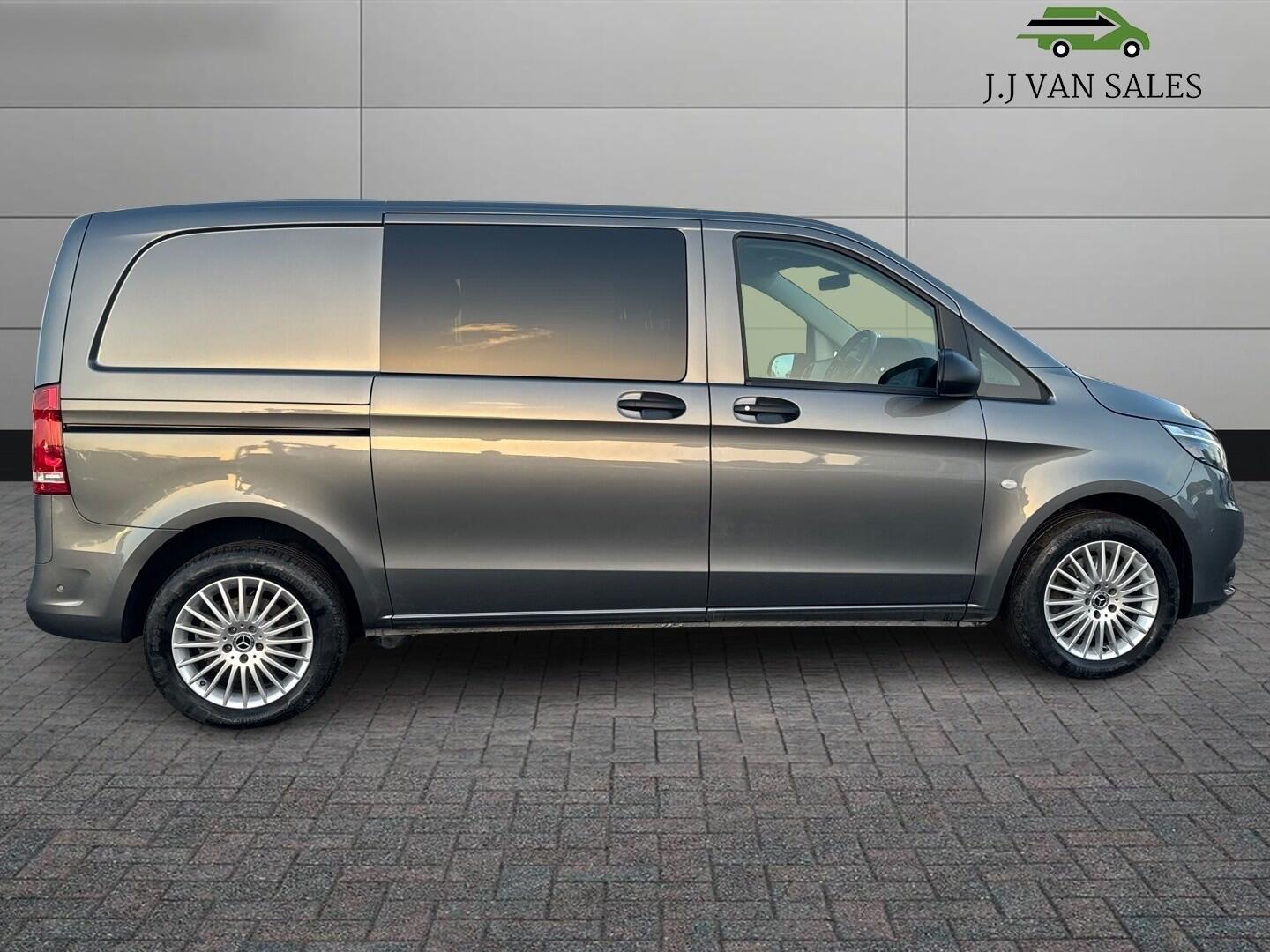 Used Mercedes-Benz Vito 2023 for sale - 76898650: Photo 8