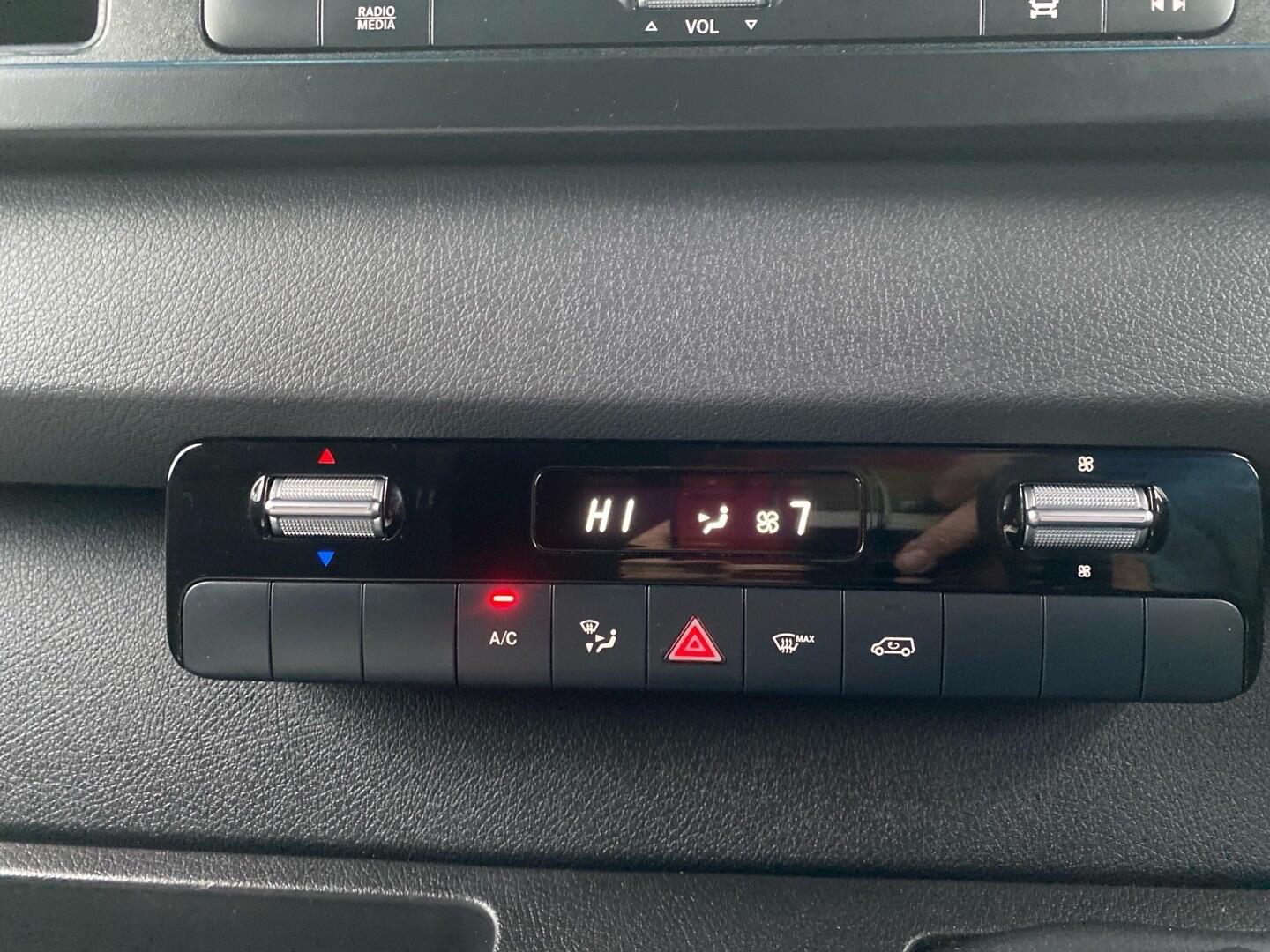 Used Mercedes-Benz Sprinter 2019 for sale - 77215277: Photo 8