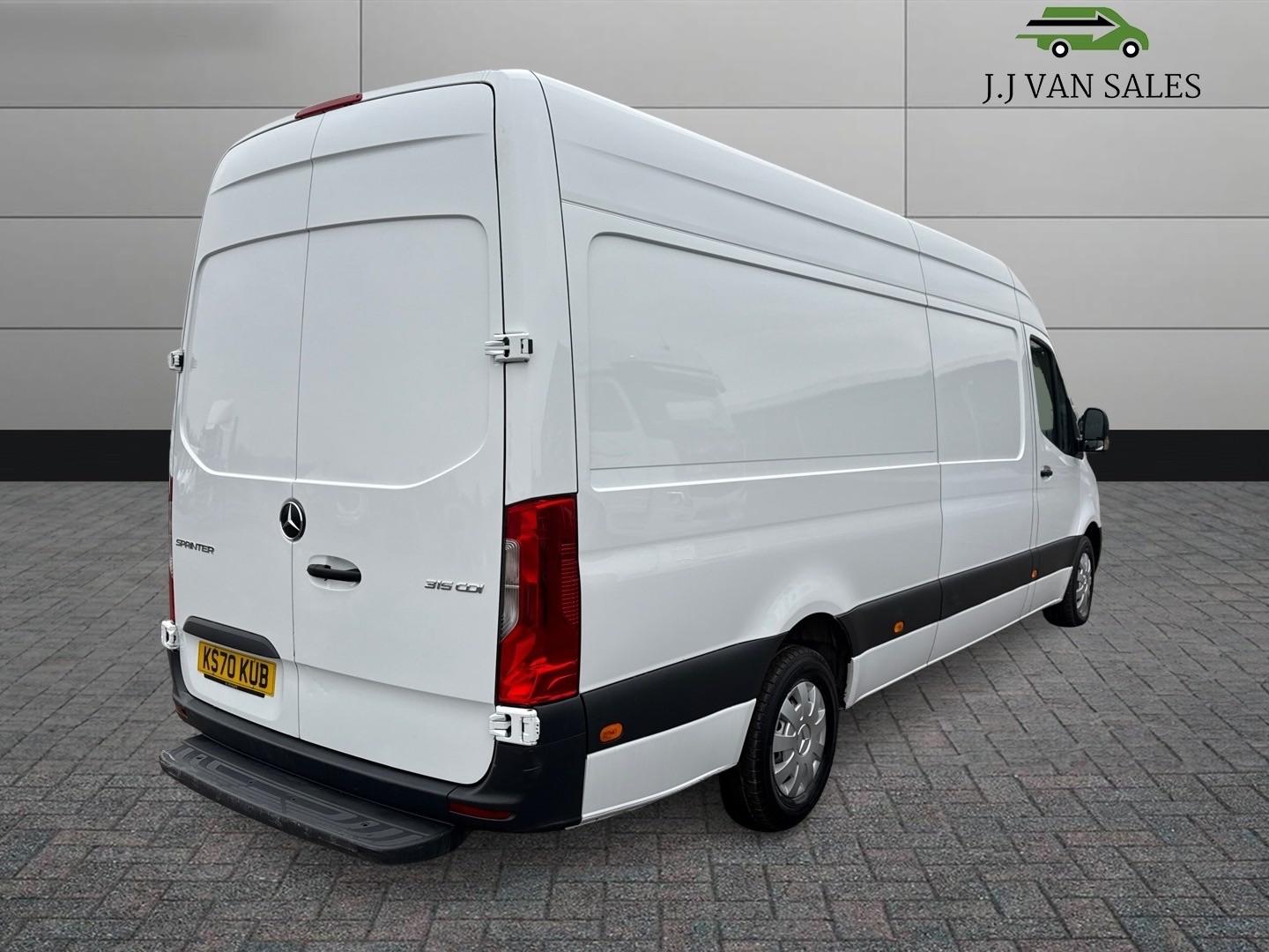 Used Mercedes-Benz Sprinter 2021 for sale - 76991350: Photo 8