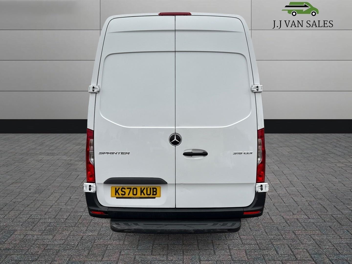 Used Mercedes-Benz Sprinter 2021 for sale - 76991350: Photo 9