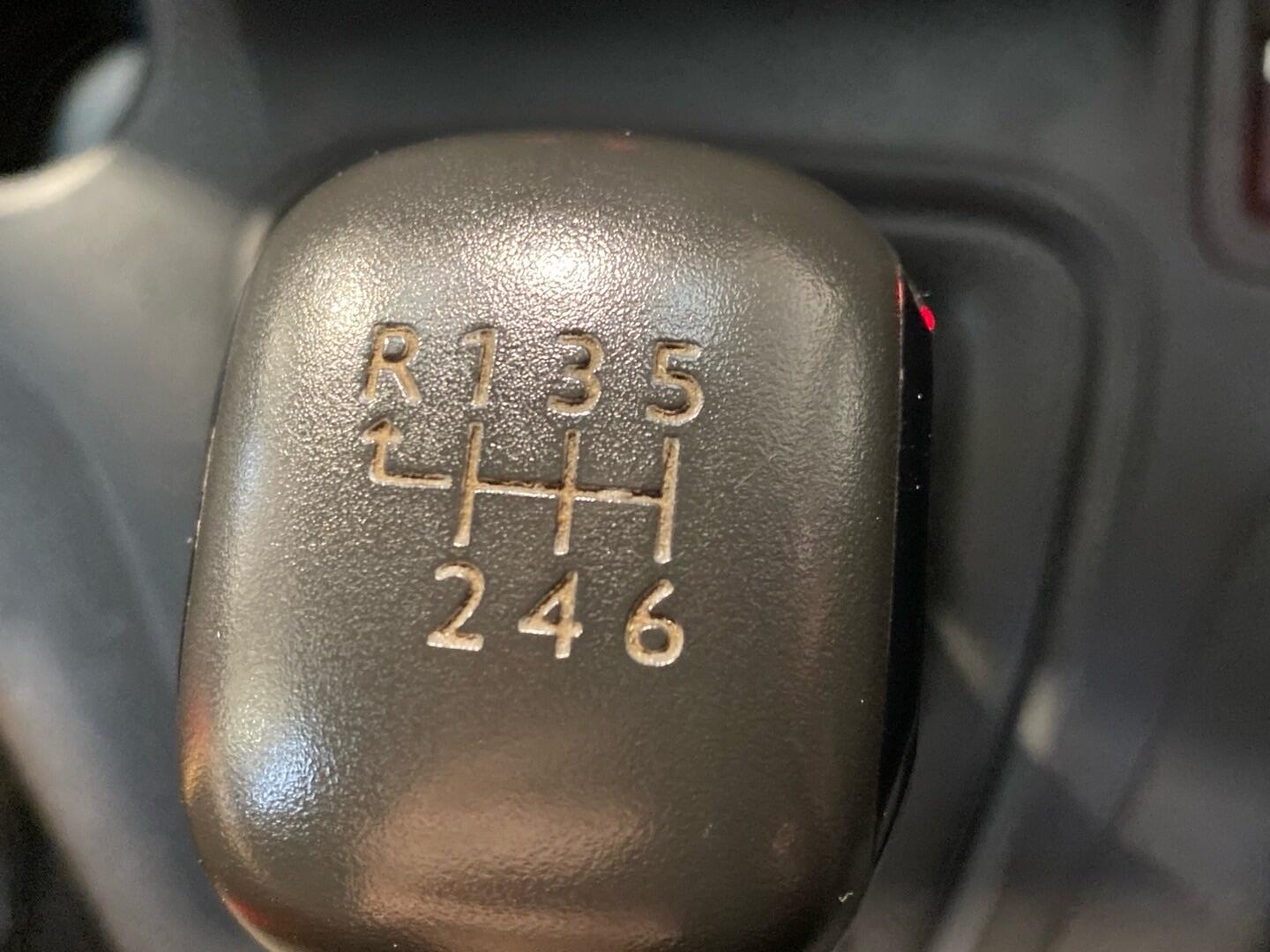 Used Peugeot Partner 2019 for sale - 77587355: Photo 9