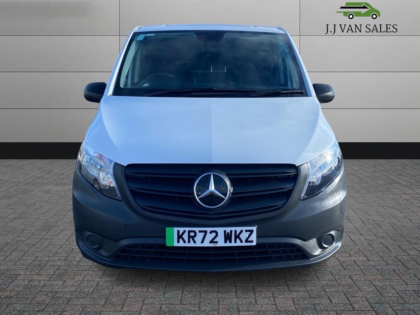 Used Mercedes-Benz Vito 2022 for sale - 77358927: Photo 2