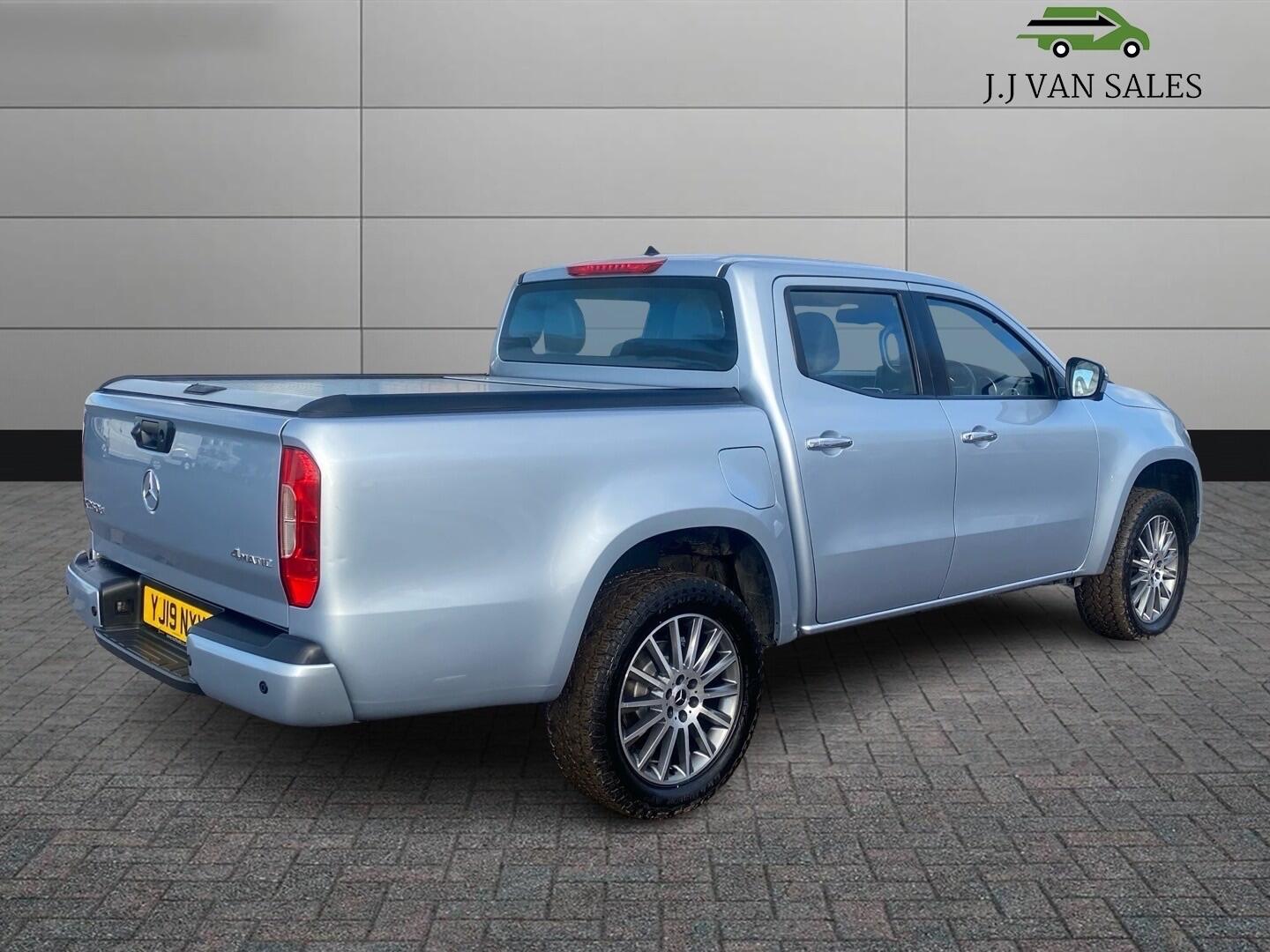 Used Mercedes-Benz X Class 2019 for sale - 76912857: Photo 11