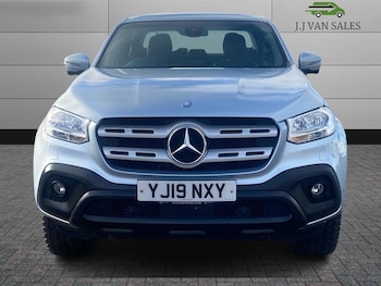 Used Mercedes-Benz X Class 2019 for sale - 76912857: Photo
