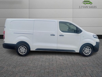 Used Vauxhall Vivaro 2020 for sale - 77097627: Photo