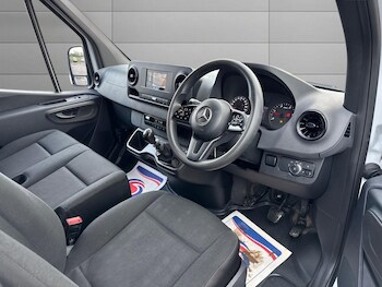 Used Mercedes-Benz Sprinter 2019 for sale - 77305605: Photo