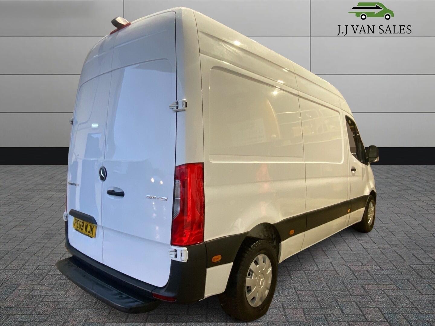 Used Mercedes-Benz Sprinter 2019 for sale - 77214947: Photo 11