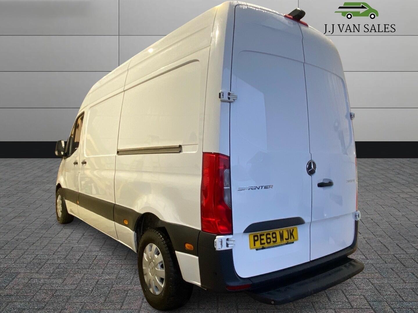 Used Mercedes-Benz Sprinter 2019 for sale - 77214947: Photo 13