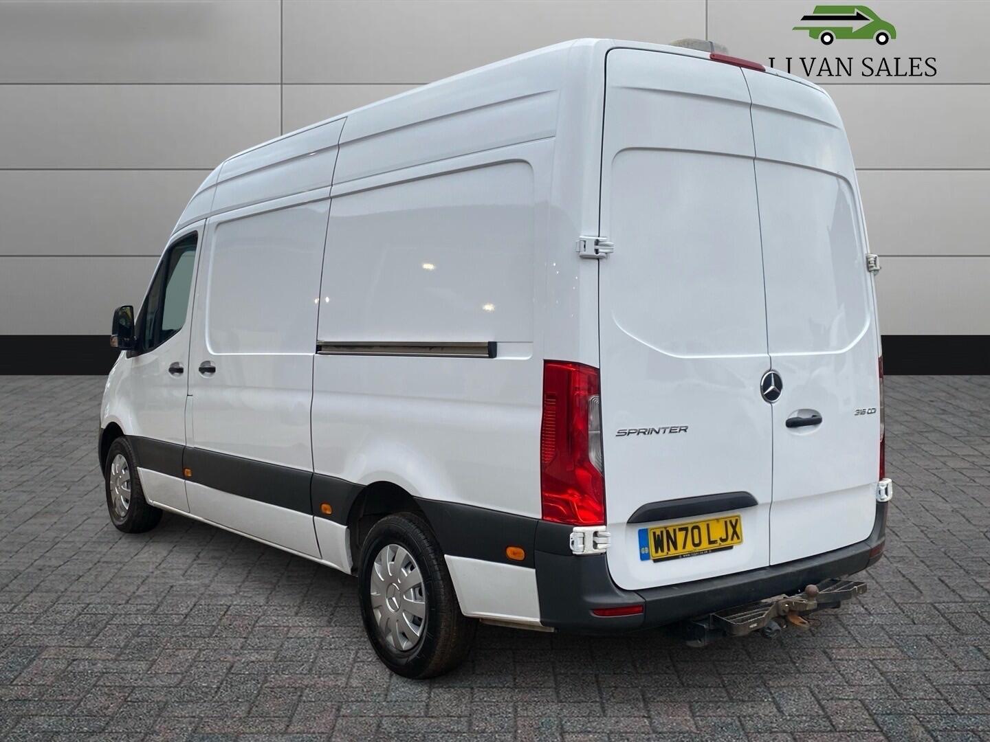 Used Mercedes-Benz Sprinter 2020 for sale - 76499407: Photo 8