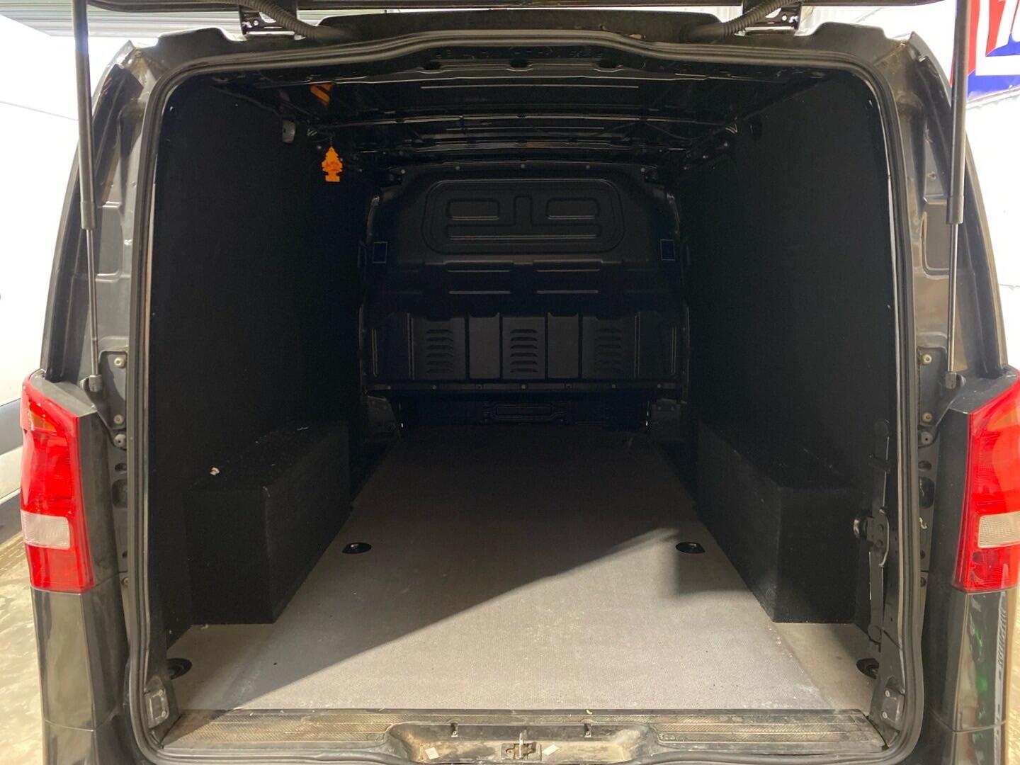 Used Mercedes-Benz Vito 2020 for sale - 76786585: Photo 12