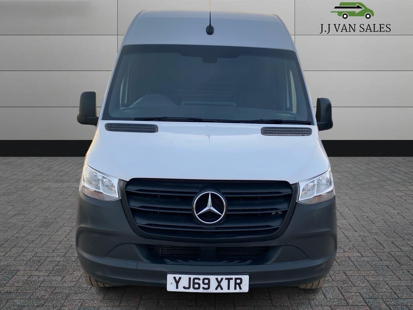 Used Mercedes-Benz Sprinter 2019 for sale - 77970261: Photo 2
