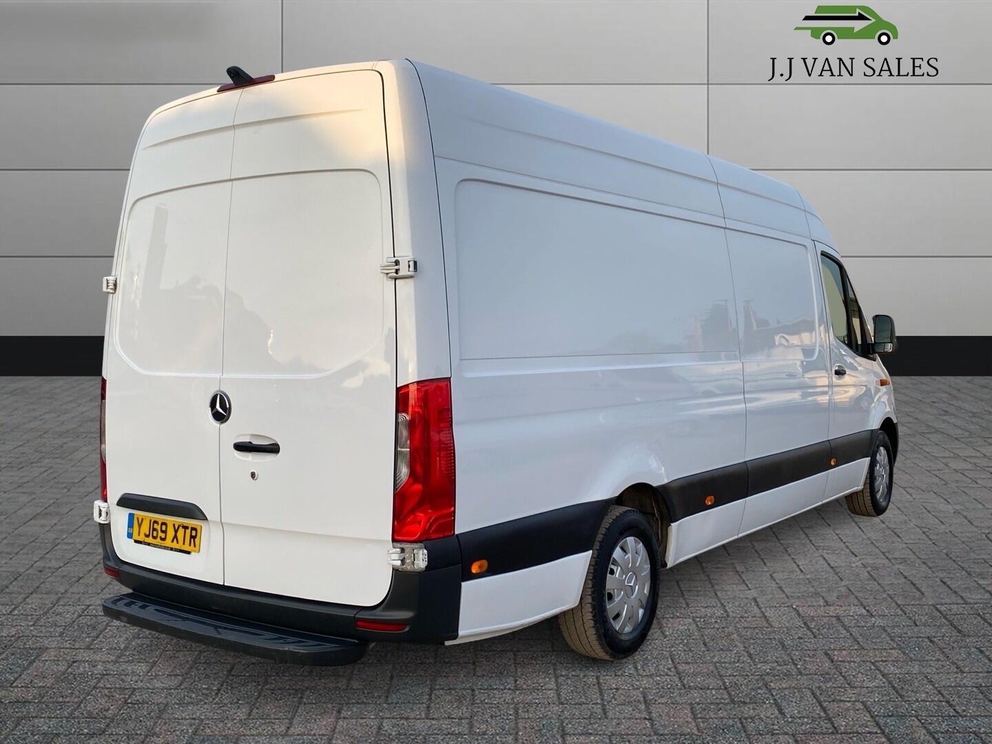 Used Mercedes-Benz Sprinter 2019 for sale - 77970261: Photo 8