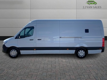 Used Mercedes-Benz Sprinter 2020 for sale - 79472334: Photo