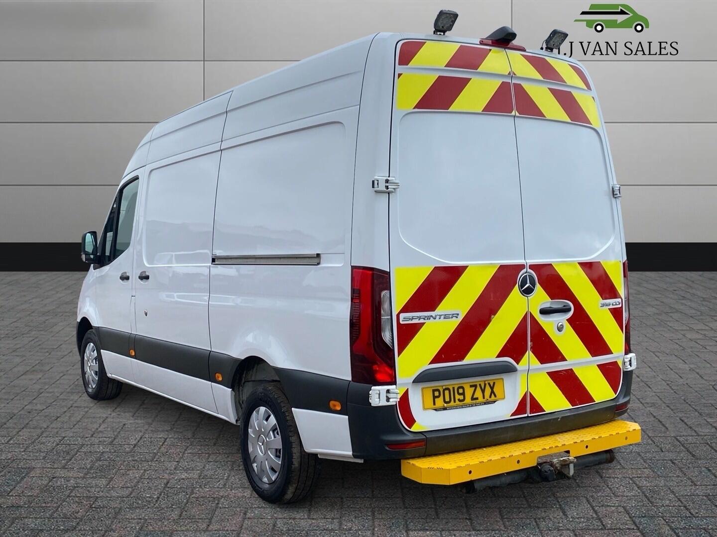 Used Mercedes-Benz Sprinter 2019 for sale - 77030020: Photo 10