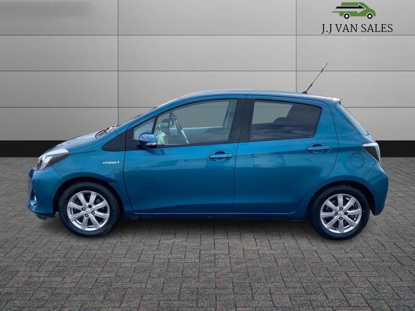 Used Toyota Yaris 2014 for sale - 77549411: Photo 5