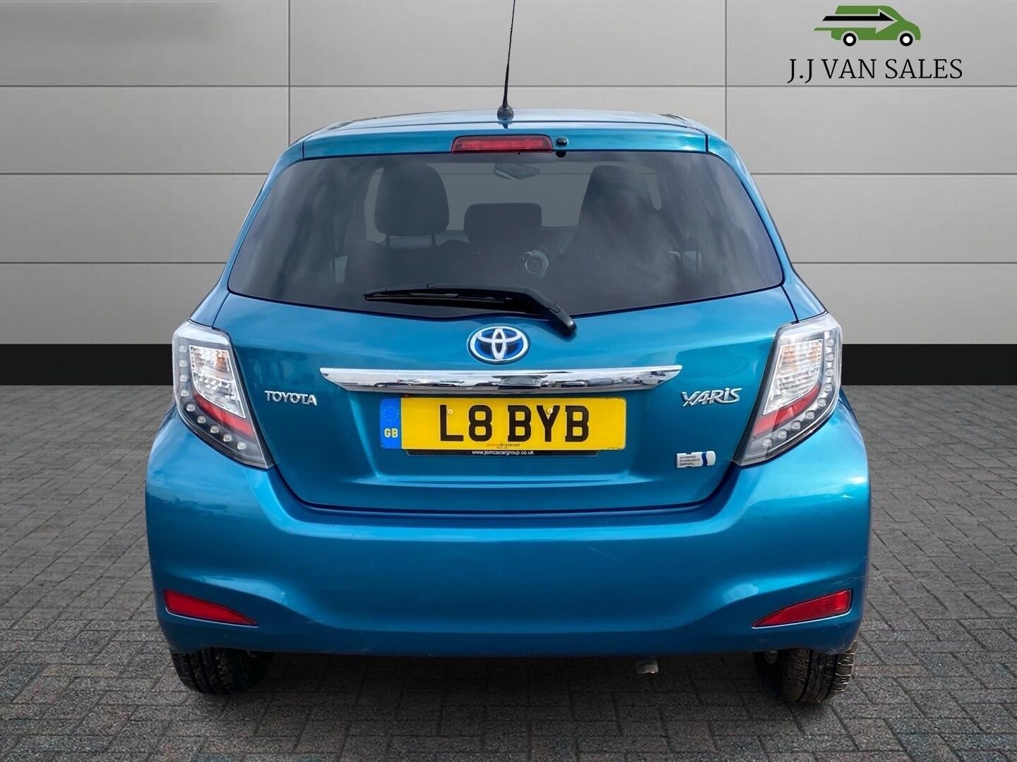 Used Toyota Yaris 2014 for sale - 77549411: Photo 6