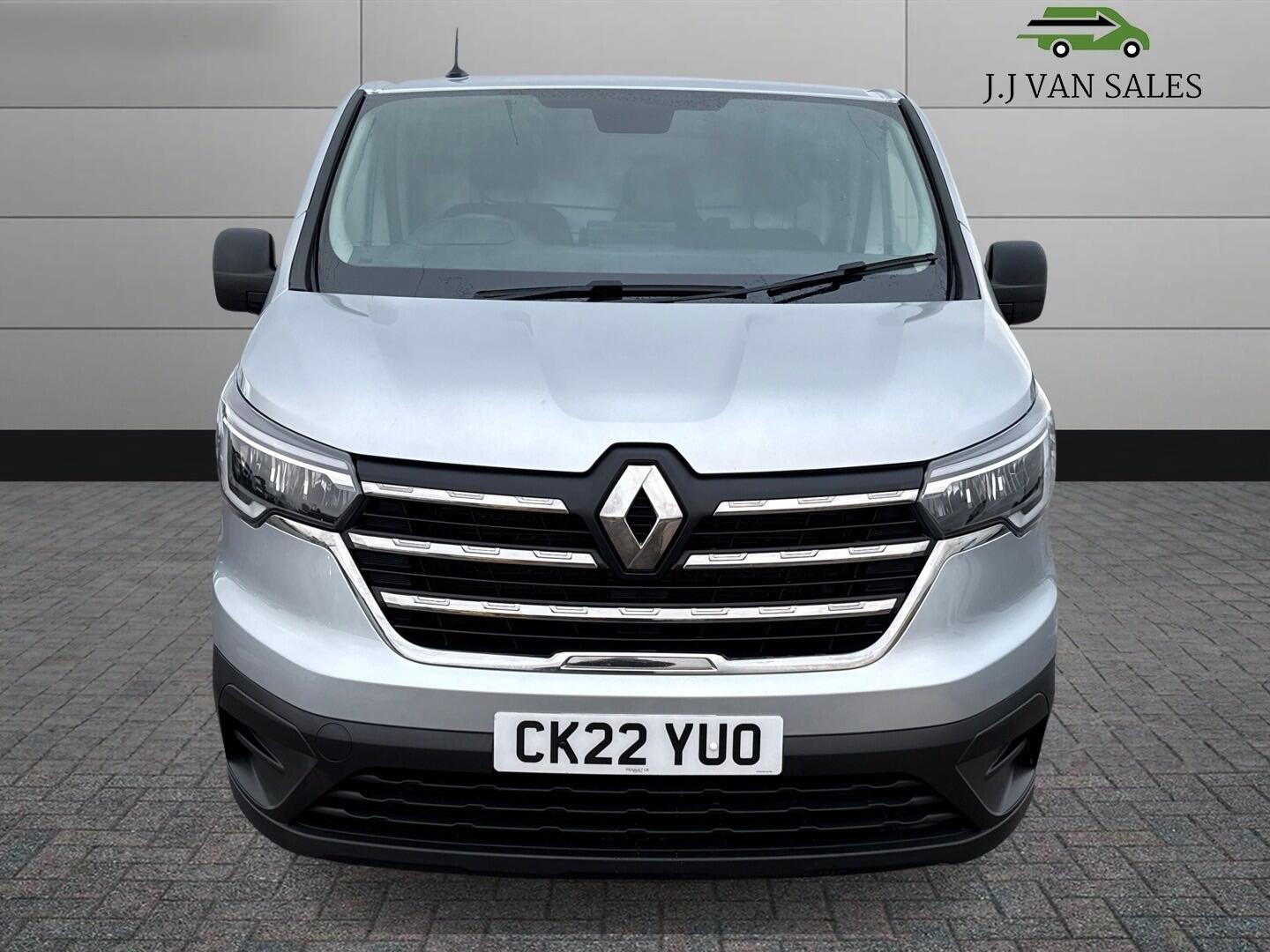 Used Renault Trafic for sale - 77306264: Photo 2