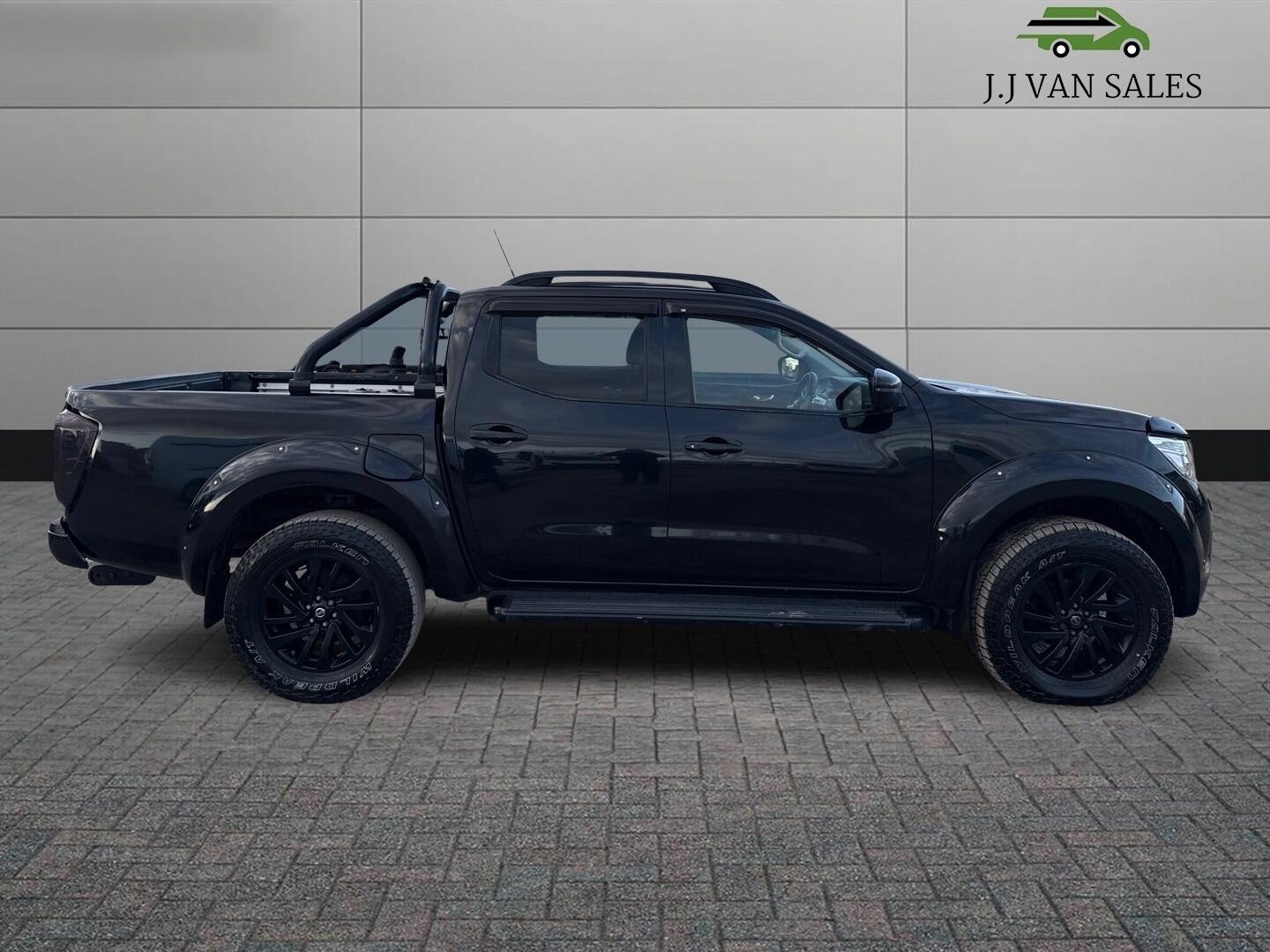 Used Nissan Navara 2017 for sale - 77074022: Photo 7