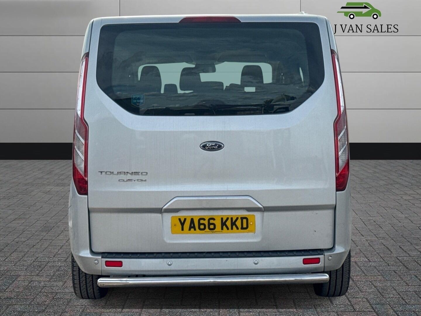 Used Ford Tourneo Custom 2016 for sale - 76988947: Photo 12