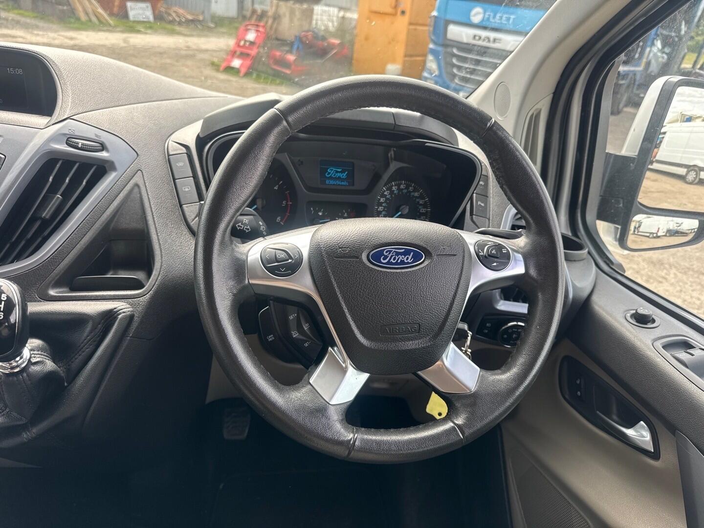 Used Ford Tourneo Custom 2016 for sale - 76988947: Photo 16