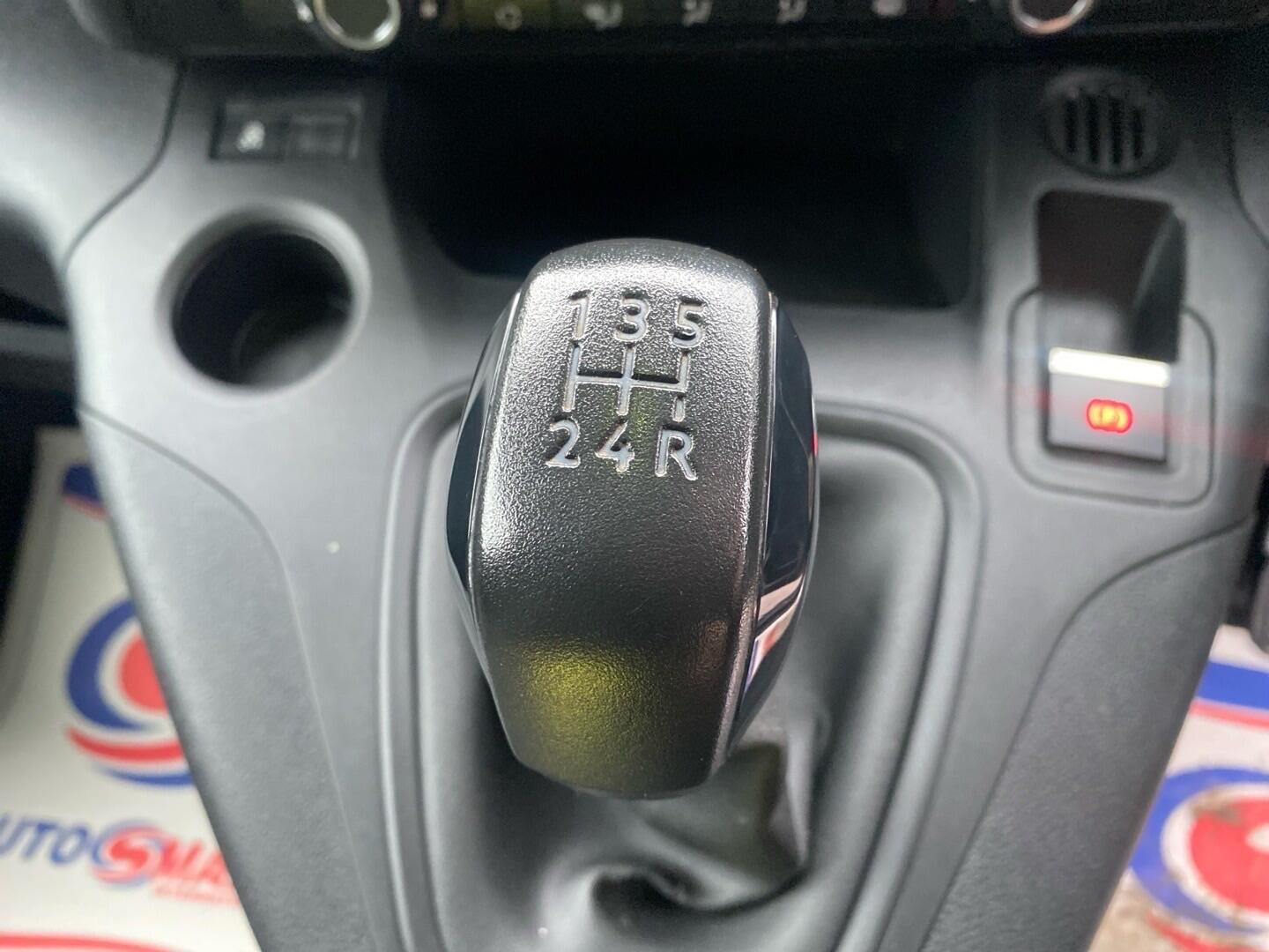 Used Peugeot Partner 2019 for sale - 77191849: Photo 15