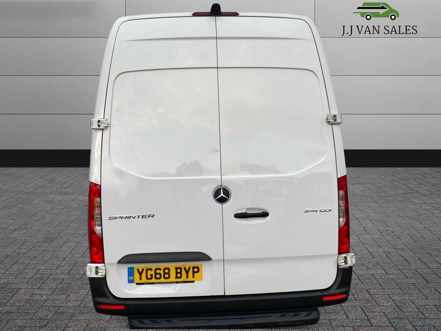 Used Mercedes-Benz Sprinter 2018 for sale - 76499695: Photo 10