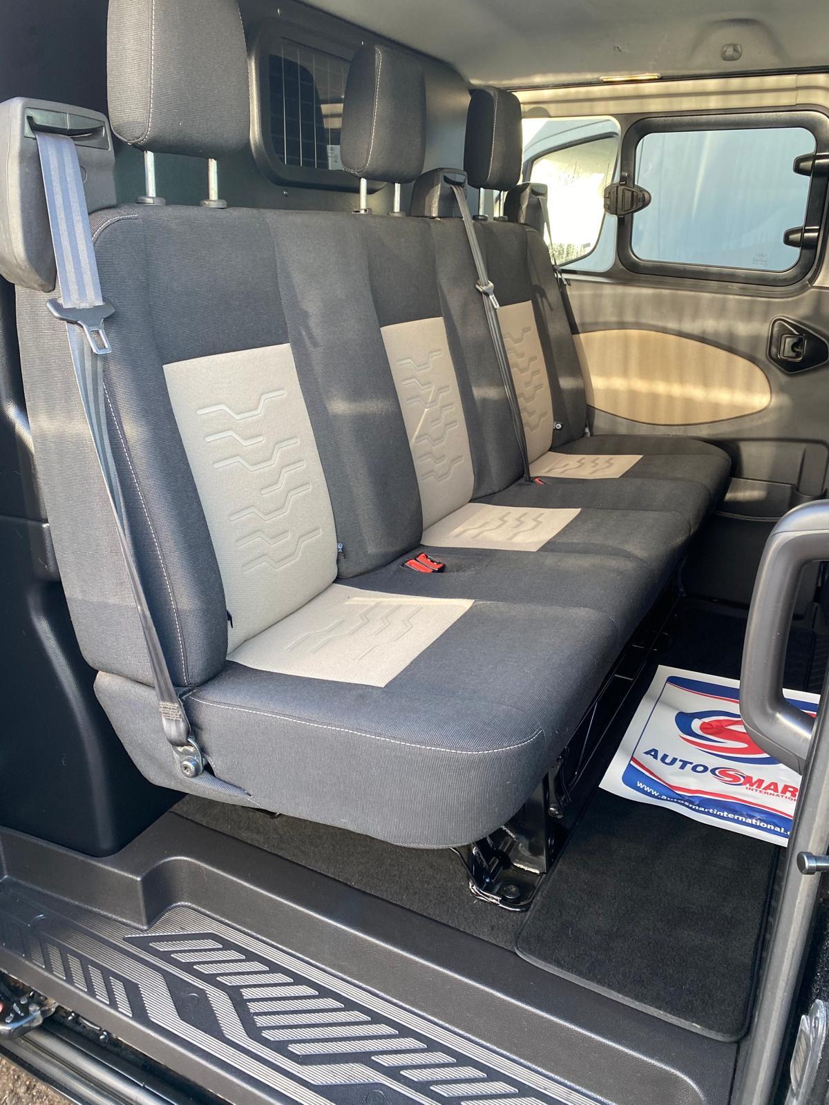 Used Ford Transit Custom 2018 for sale - 76337453: Photo 2