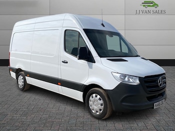 Mercedes-Benz Sprinter feature image
