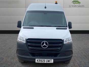 Used Mercedes-Benz Sprinter 2019 for sale - 79740537: Photo