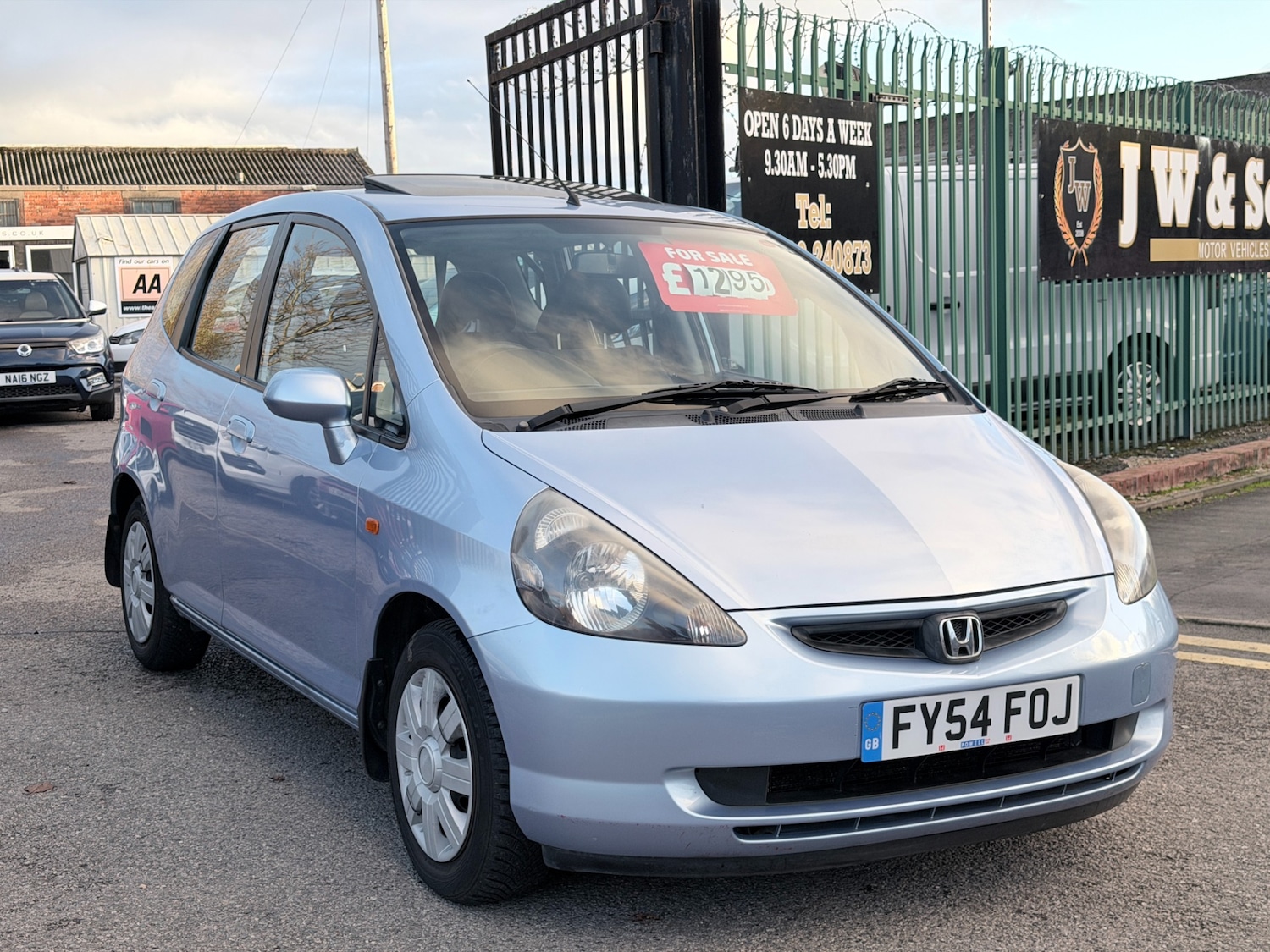 Used Honda Jazz 2004 for sale - 76521217: Photo 1