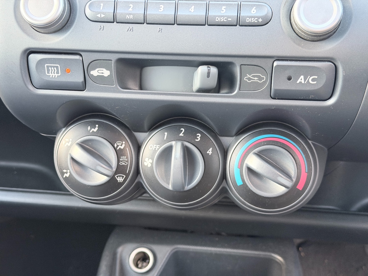 Used Honda Jazz 2004 for sale - 76521217: Photo 16