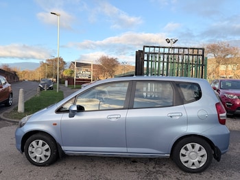 Used Honda Jazz 2004 for sale - 76521217: Photo