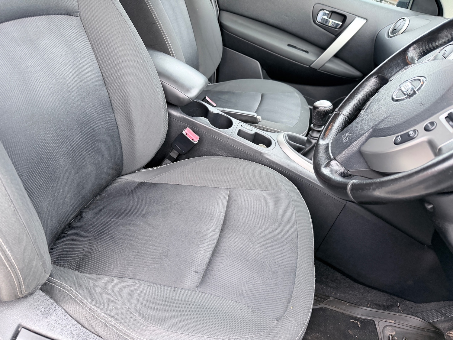 Used Nissan Qashqai 2011 for sale - 76560862: Photo 12