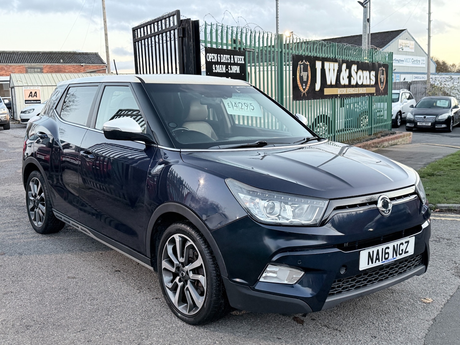 Used Ssangyong Tivoli 2016 for sale - 76521200: Photo 1