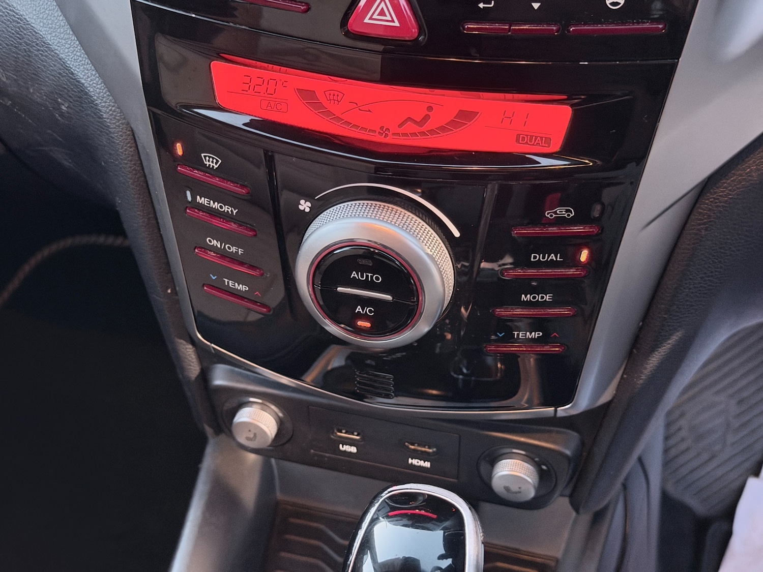 Used Ssangyong Tivoli 2016 for sale - 76521200: Photo 19