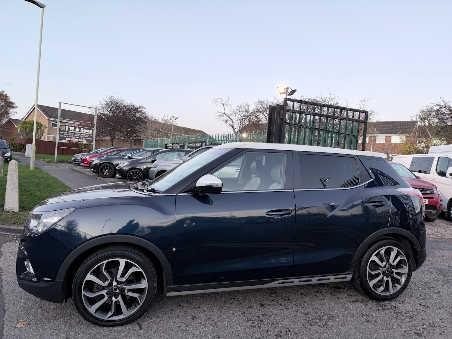 Used Ssangyong Tivoli 2016 for sale - 76521200: Photo 4