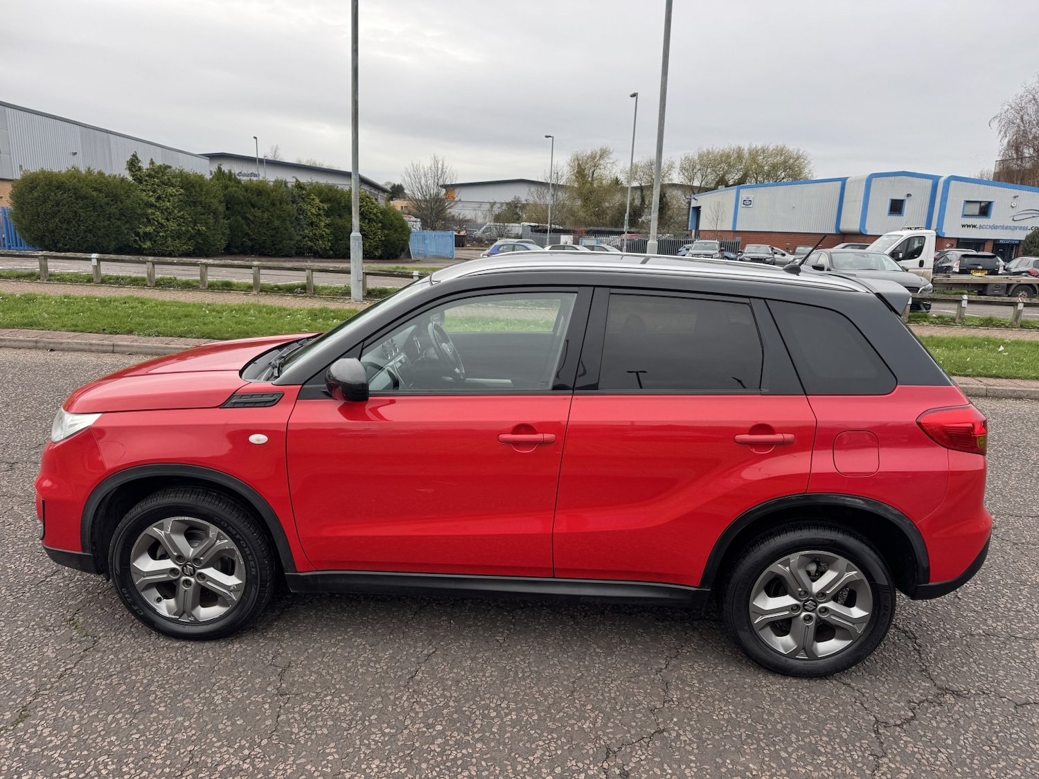 Used Suzuki Vitara 2017 for sale - 76712681: Photo 3