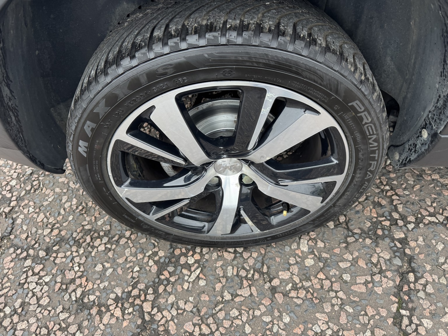 Used Peugeot 2008 2018 for sale - 76286971: Photo 11