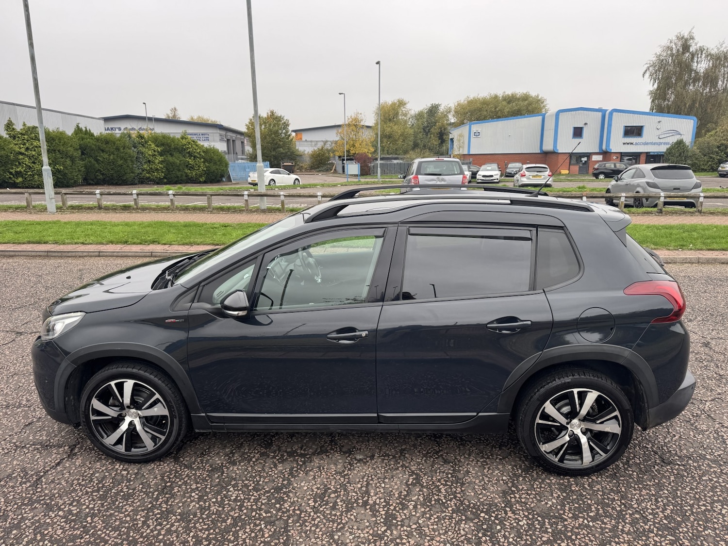 Used Peugeot 2008 2018 for sale - 76286971: Photo 3